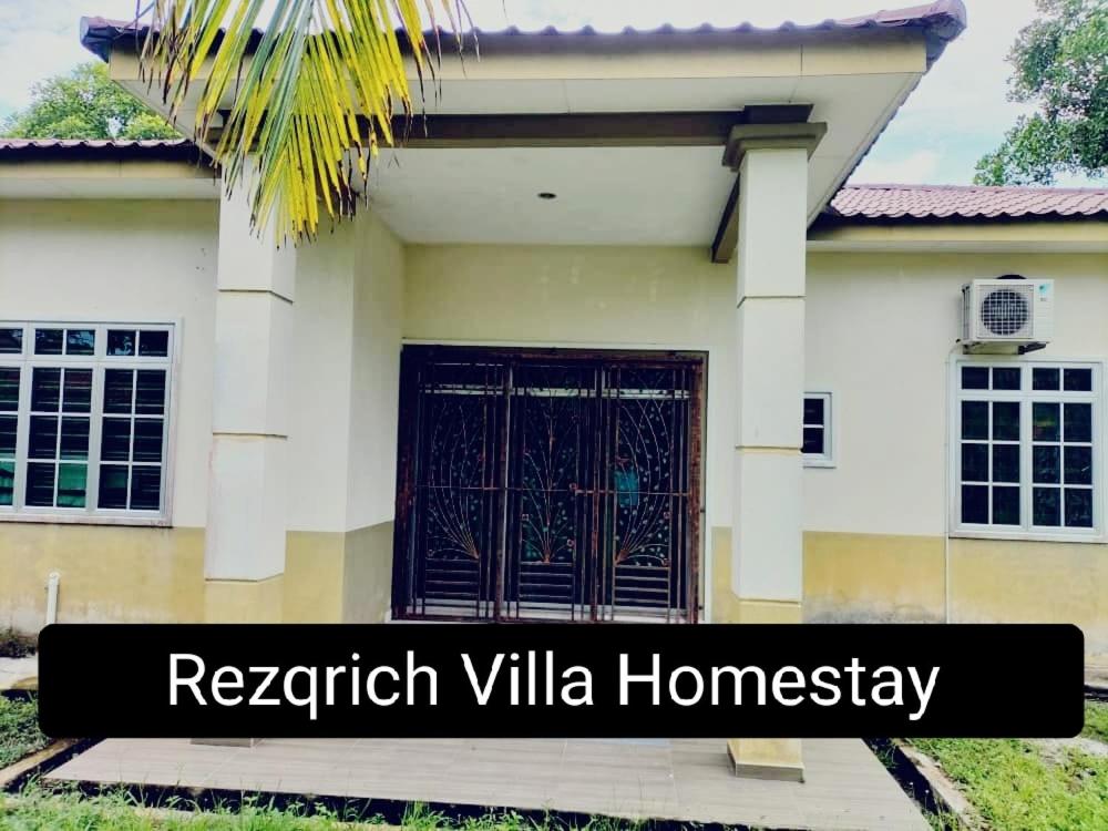 Rezqrich Villa Homestay 2 photo 1