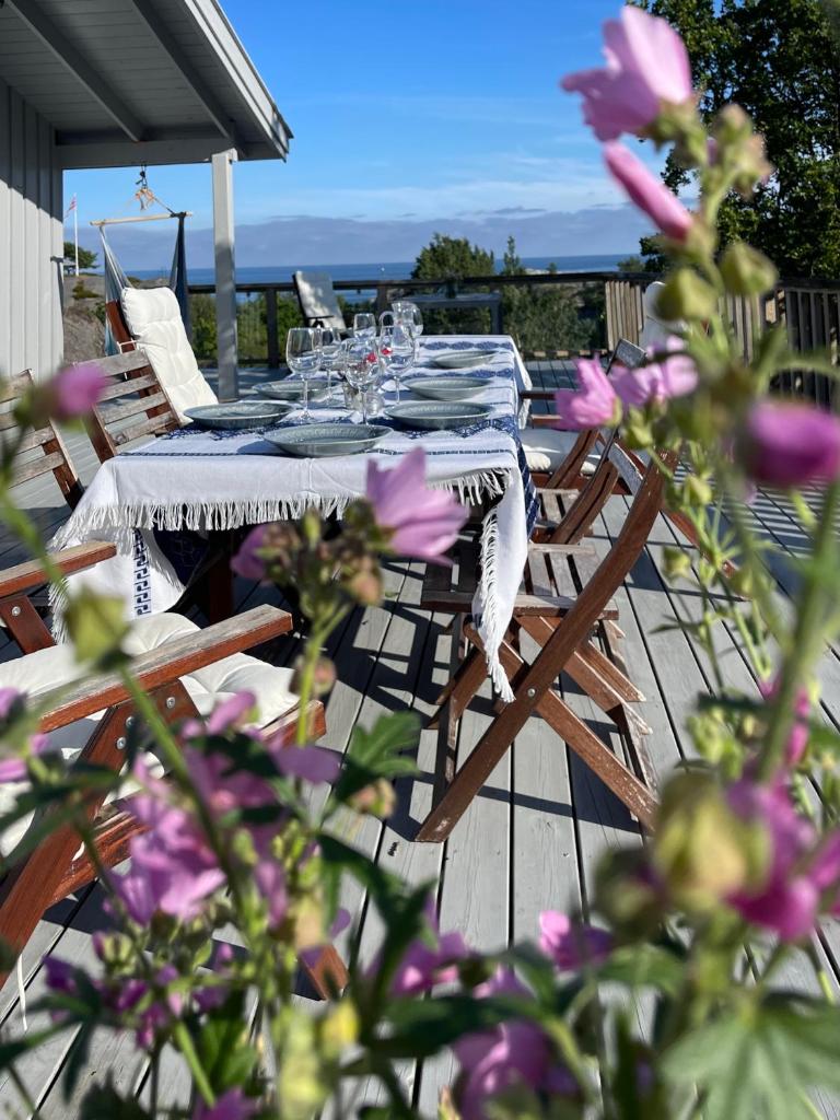 Idyllic Cabin in Lillesand fantastic ocean view photo 4