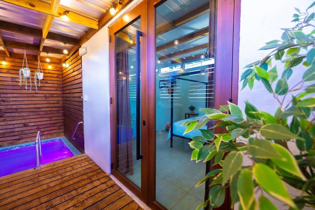 Catania 2 Suite W/private pool,W/heater , WIFI. photo 1