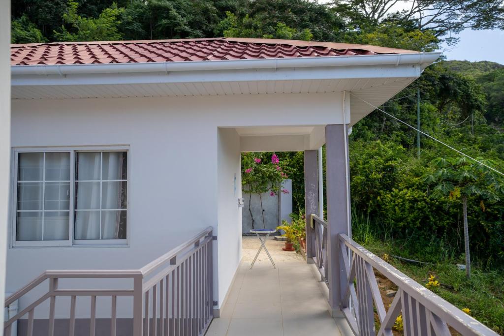 Creole Cottage Apartment photo 2