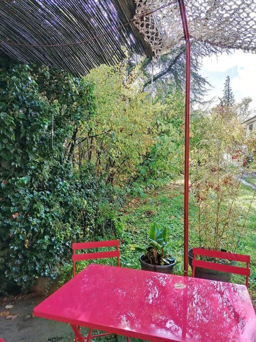 Appart avec jardin, parking privé, calme, prox CV (Appart avec jardin, parking prive, calme, prox CV) - Thumbnail image