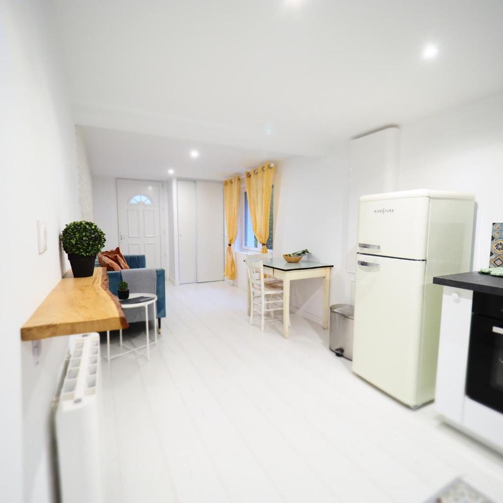 NOUVEAUTE 2024 Appartement Design avec jardin photo 3