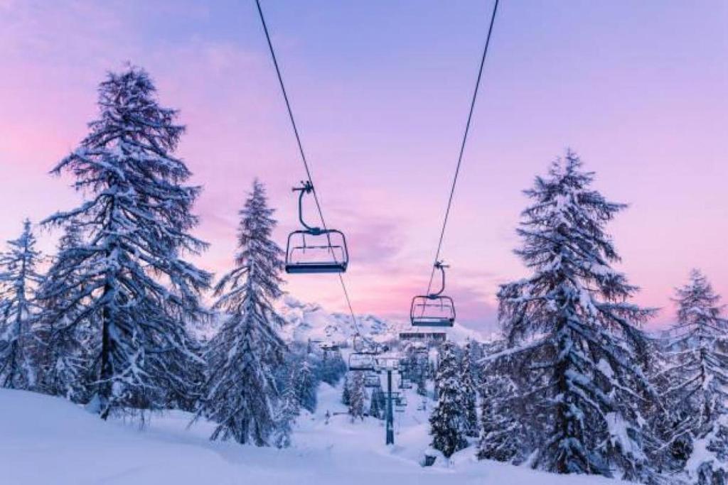 Ski-In Granby Getaway photo 3