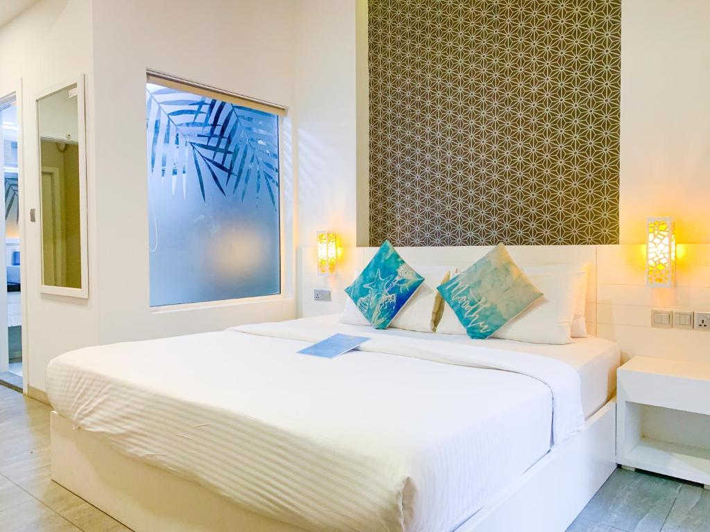 Velana Beach Hotel Maldives photo 3