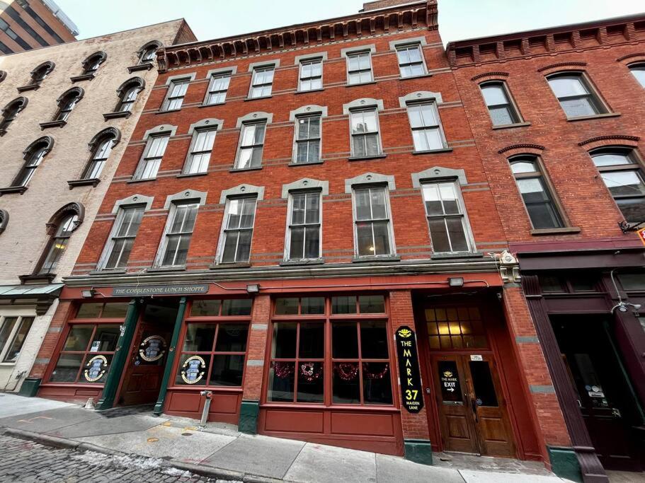 Downtown Albany 2 Bedroom + Workstation @ The Mark photo 1