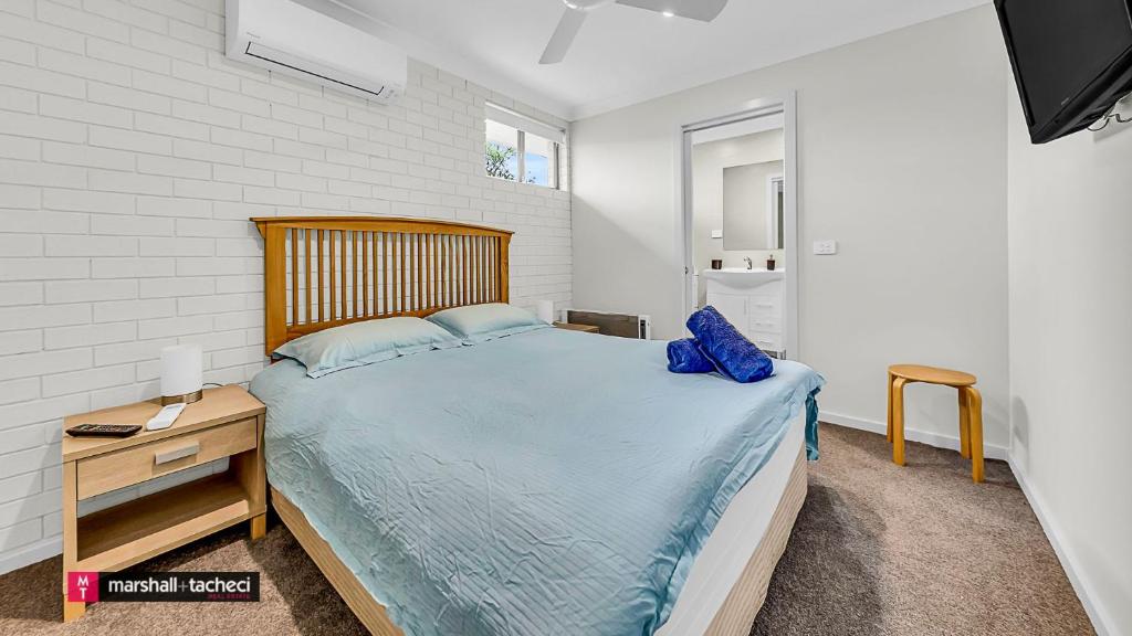 Bermagui River View - Unit 1,1 Lindo Street 3 bdrm Villa photo 3
