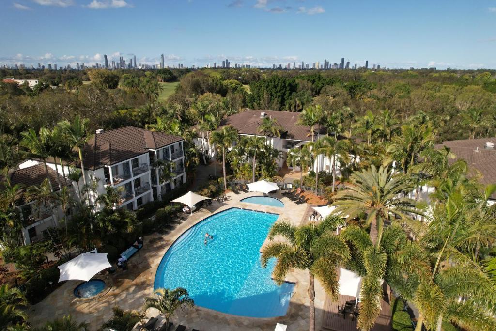 Mercure Gold Coast Resort - Tap to explore photos