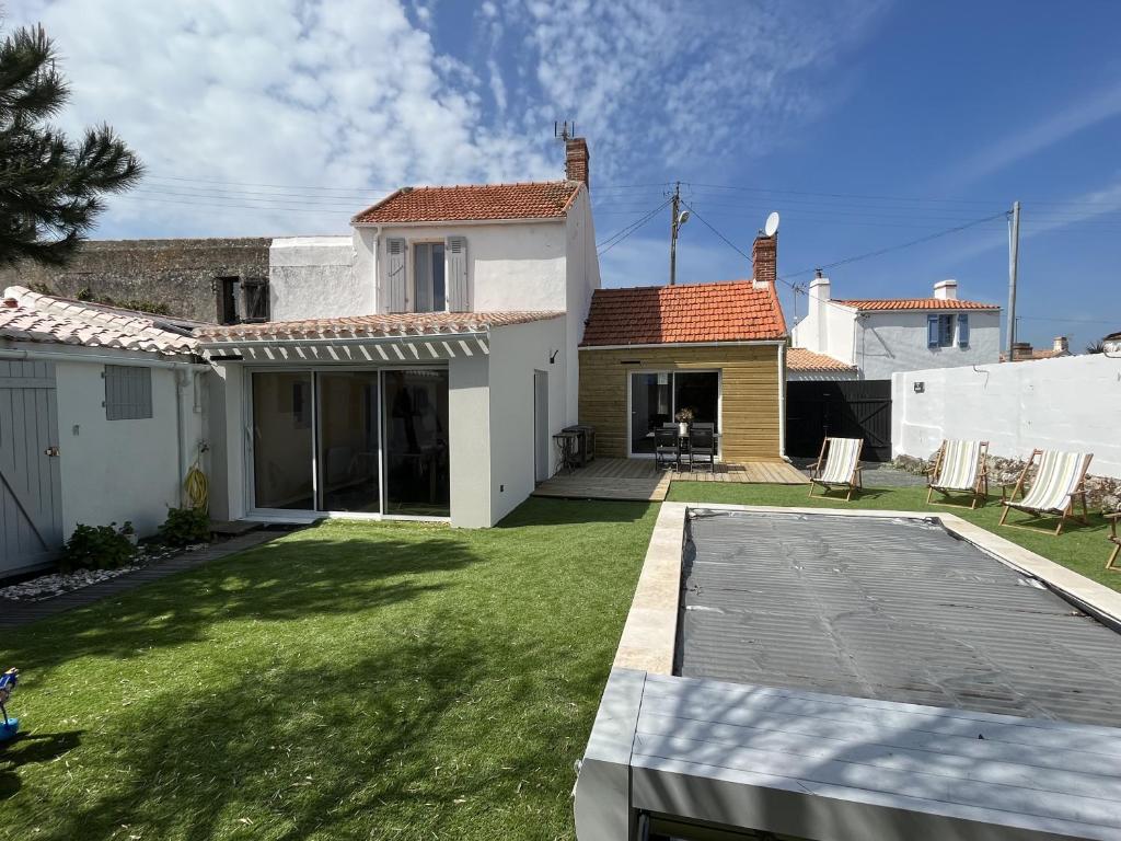 Maison de vacances avec piscine a Noirmoutier en l ile photo 3
