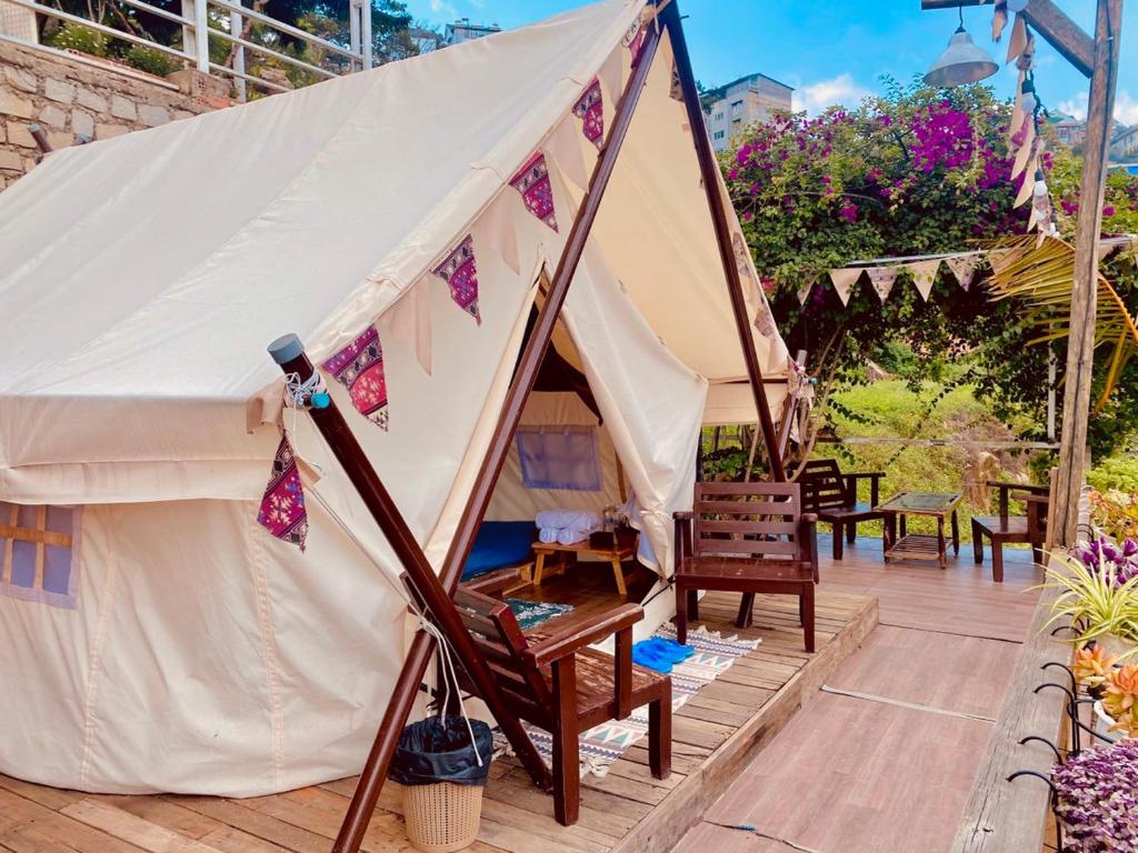 Ma Lá Glamping Đà Lạt