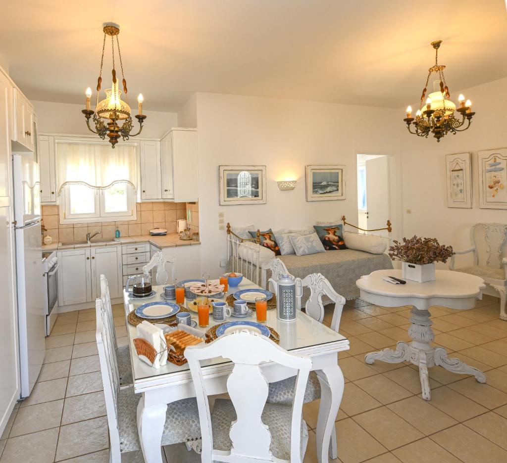 Exilze House Beachfront Kionia photo 2
