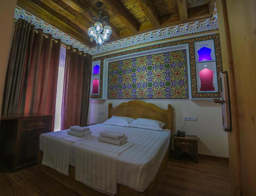 Antique hotel Imran - Tap to explore photos
