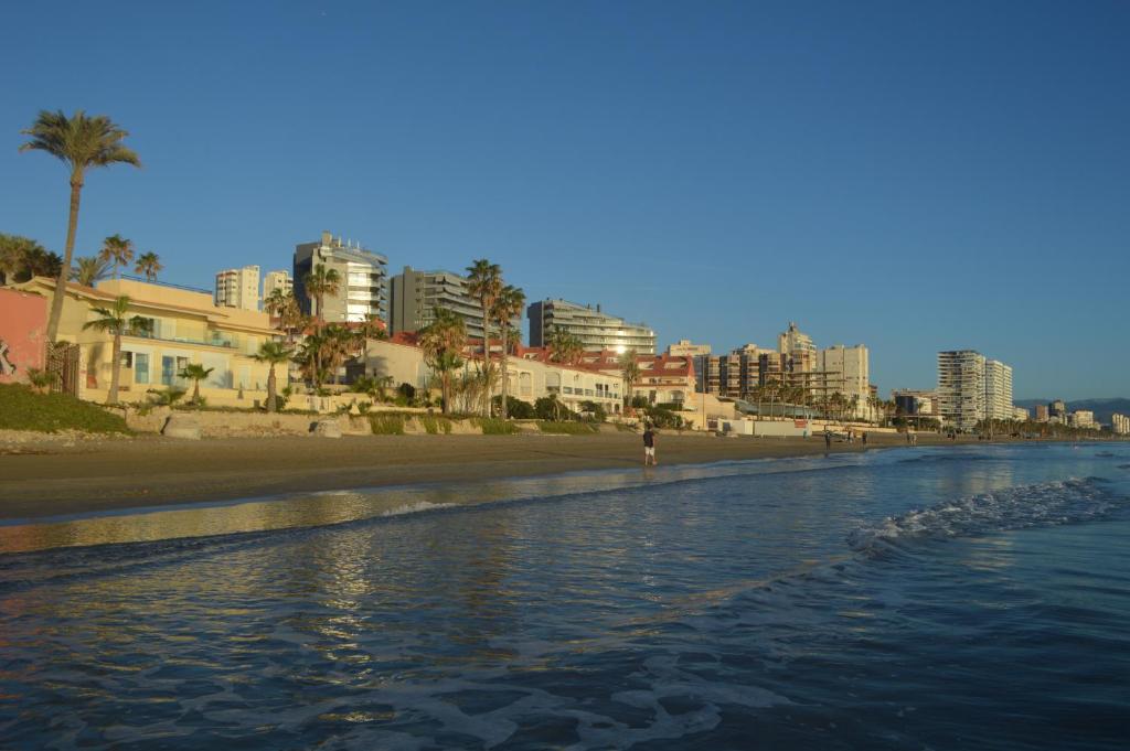 Excepcional Apartamento LOFT a pie de playa en CHALET ROQUETES photo 3