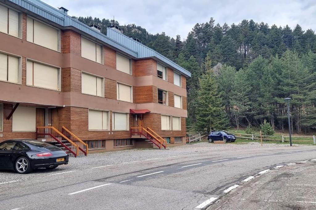 Family Place, Next to Ski Lift & Mountain view! photo 4