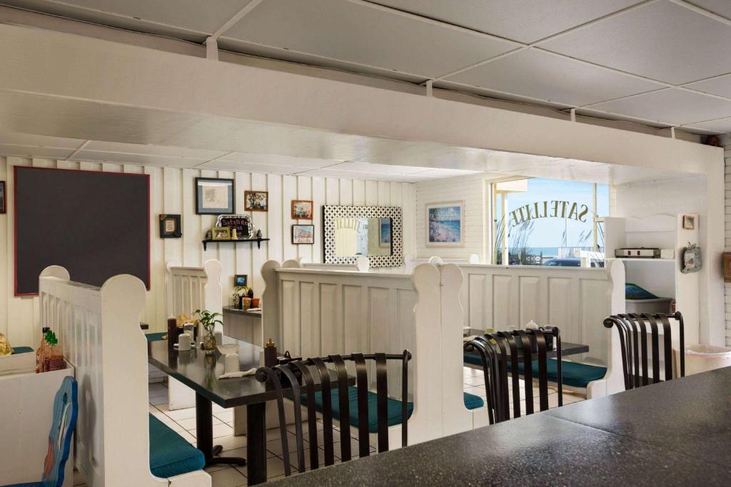Howard Johnson by Wyndham Ocean City Oceanfront photo 4