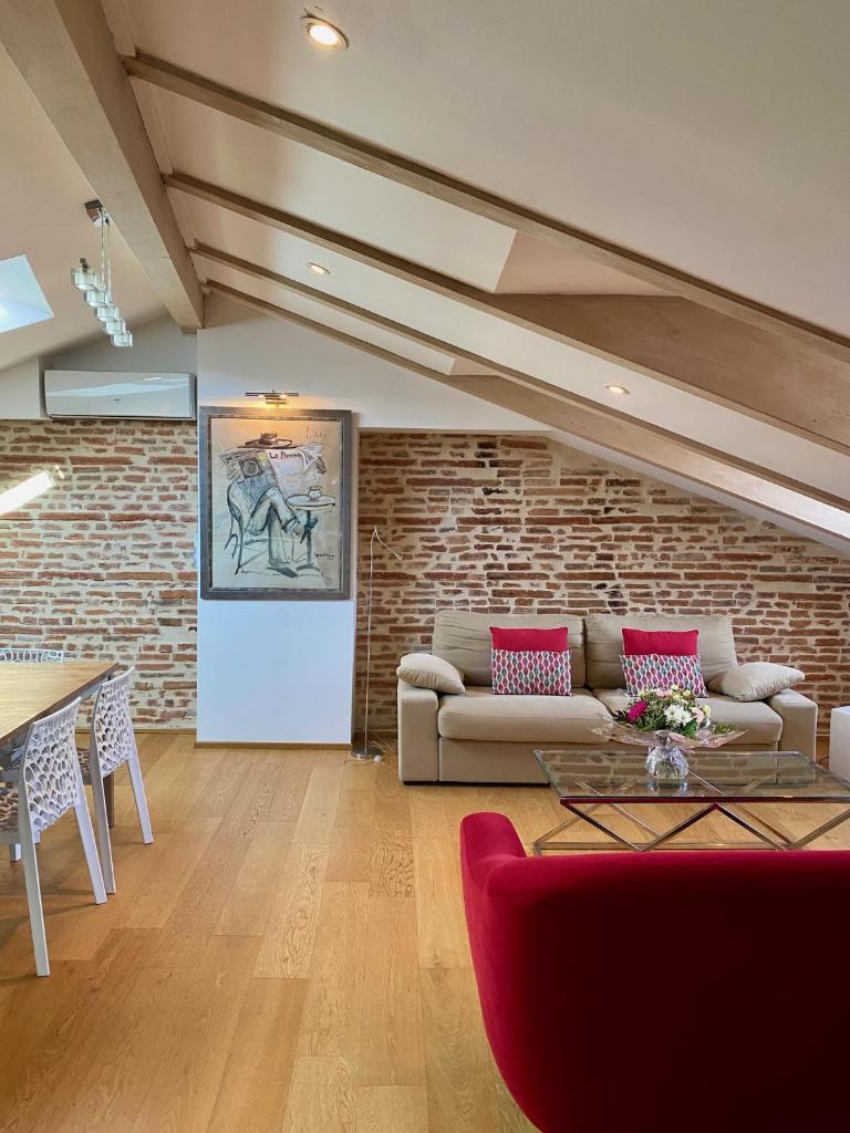 Les Toits du Capitole - Loft de standing 60 m2 - Parking en option