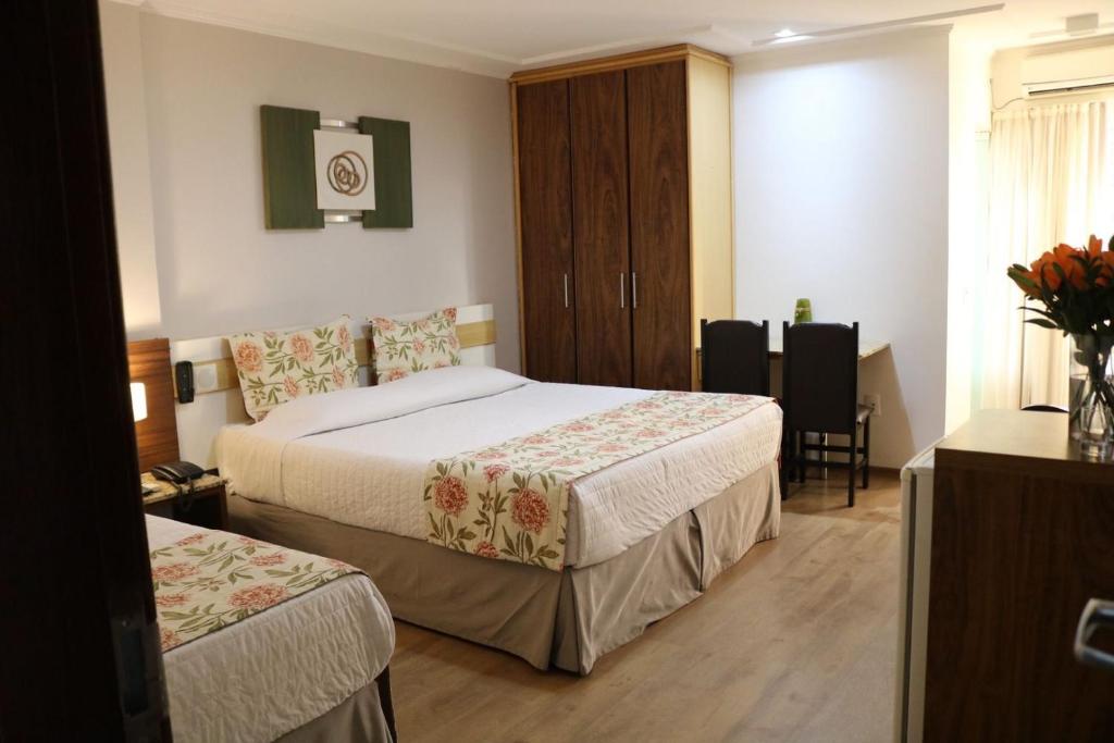 Laguna Plaza Hotel photo 4