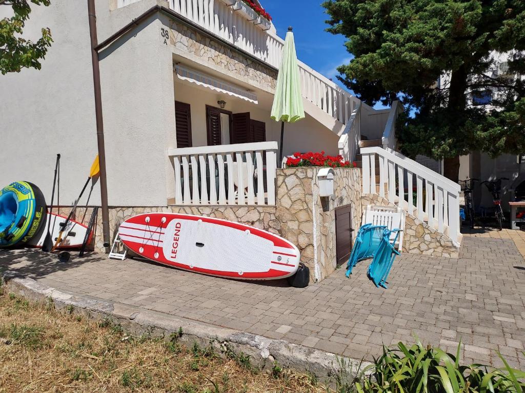 Beach House photo 1