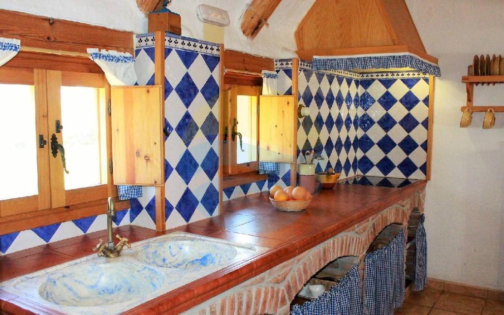 Barraca típica del Delta, con piscina, jardín y barbacoa - Deltavacaciones photo 2