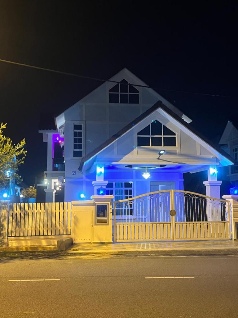 European Bungalow Villa photo 1