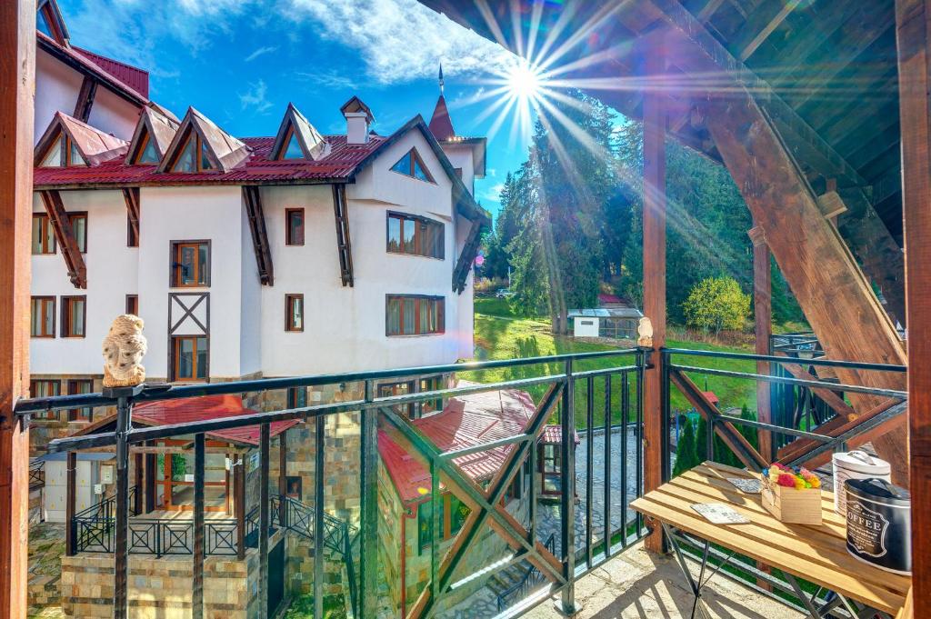 1BD Ski View Retreat in Pamporovo with Fireplace photo 4