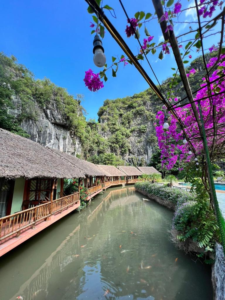 Tam Coc Nature