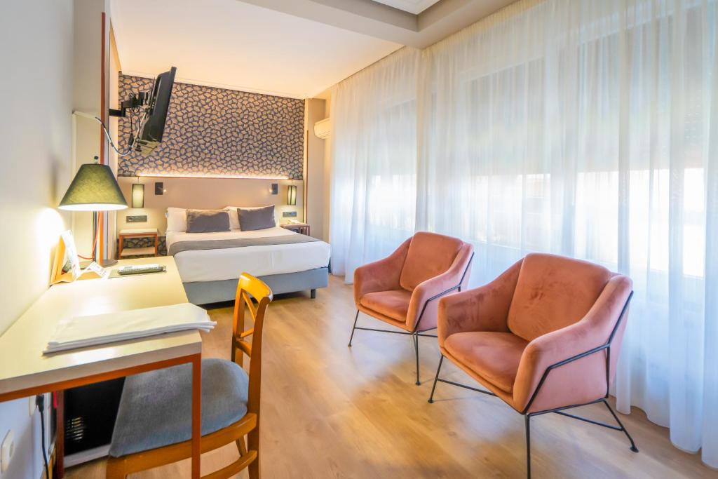 Hotel Castilla Vieja photo 3