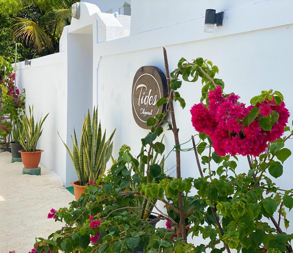 Tides Dhigurah photo 1
