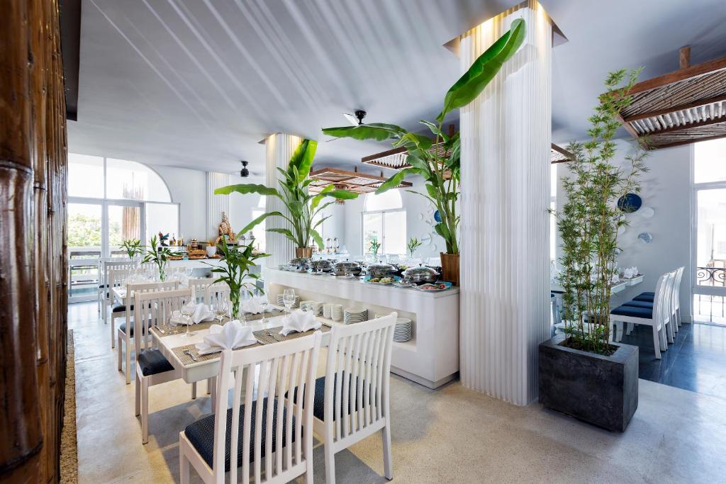 Khách sạn Alba Queen 