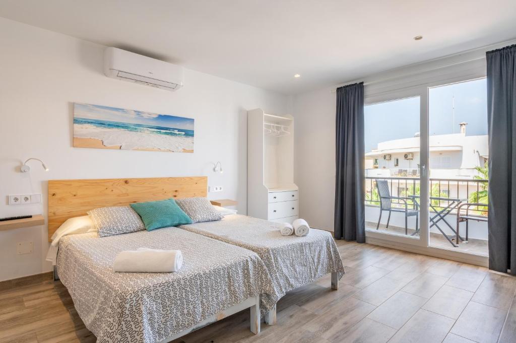 Apartamentos Marivent photo 3