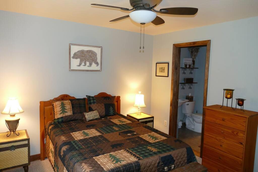Laurel Grove photo 2