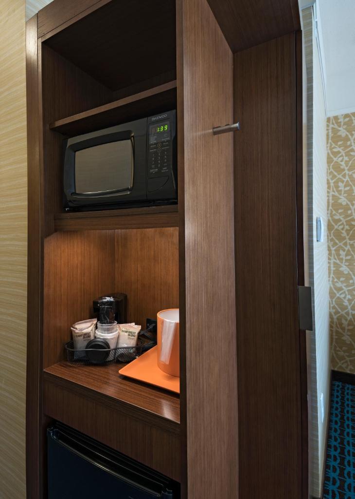Fairfield Inn & Suites by Marriott Dublin photo 2