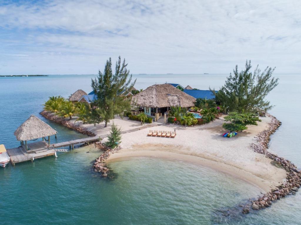 Little Harvest Caye - Your Own Private Island photo 1