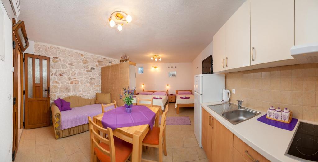 Apartments Mande and Kate photo 4