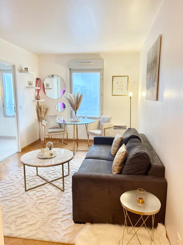 Golden Home T2