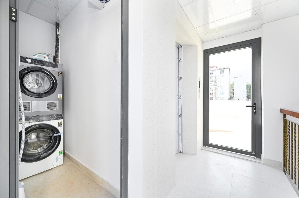 Saigon Hotel & Apartment