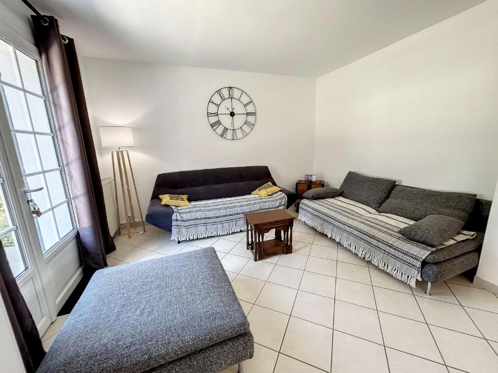 Maison Jullouville, 5 pièces, 8 personnes - FR-1-361-20 photo 4