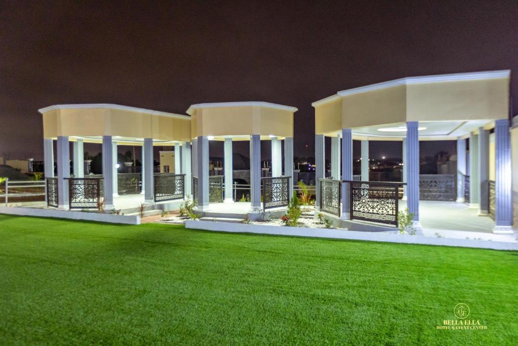 Bella Ella Hotel & Event Center photo 3