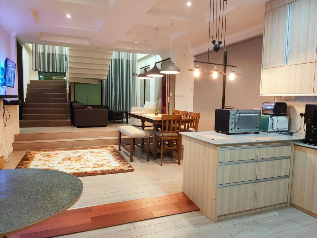 Al Hidayah Suite photo 1