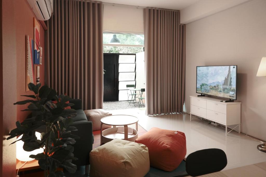 4 bedrooms, Private & Cozy house @ Walking Street photo 4