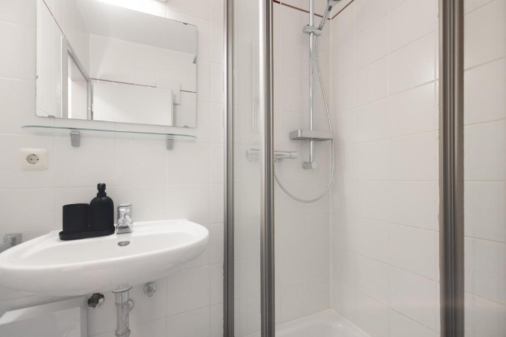 Zentrale ruhige Wohnung mit Parkplatz photo 4