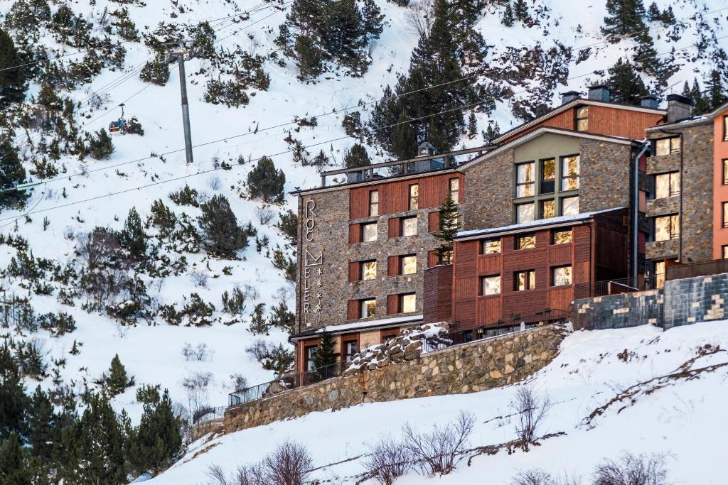 {
  "en-gb": "Hotel Roc Meler"
}
