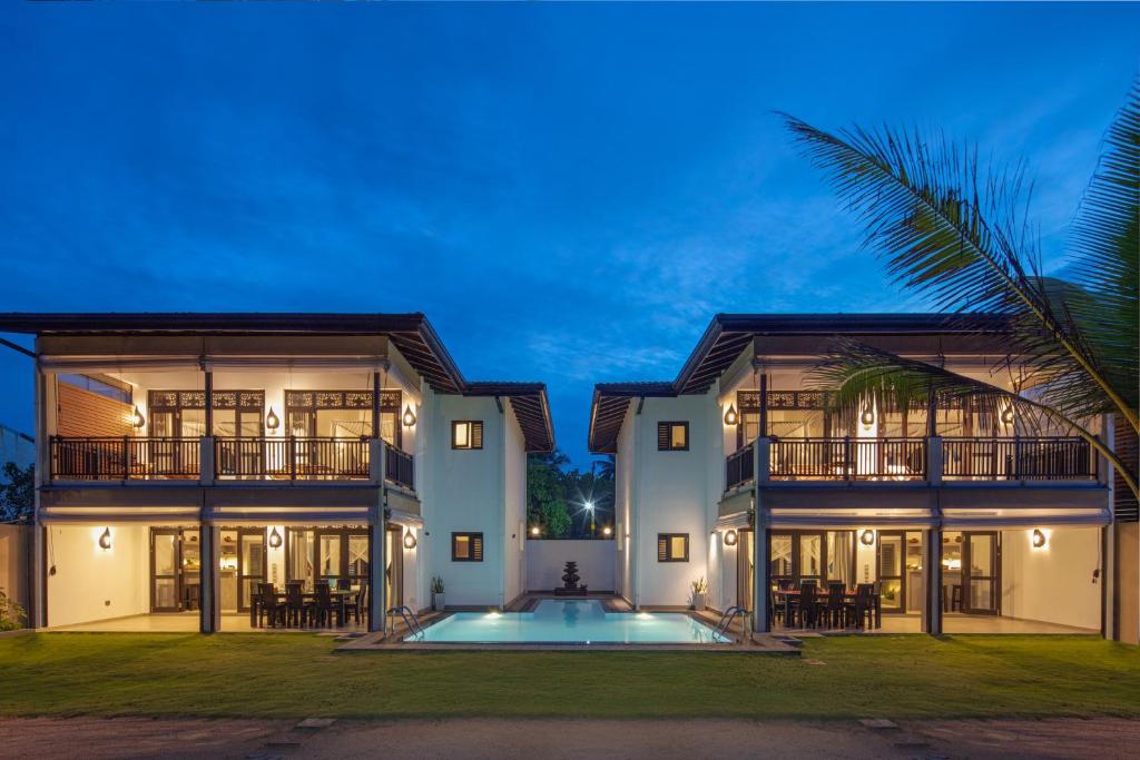 Villas Lotus and Araliya