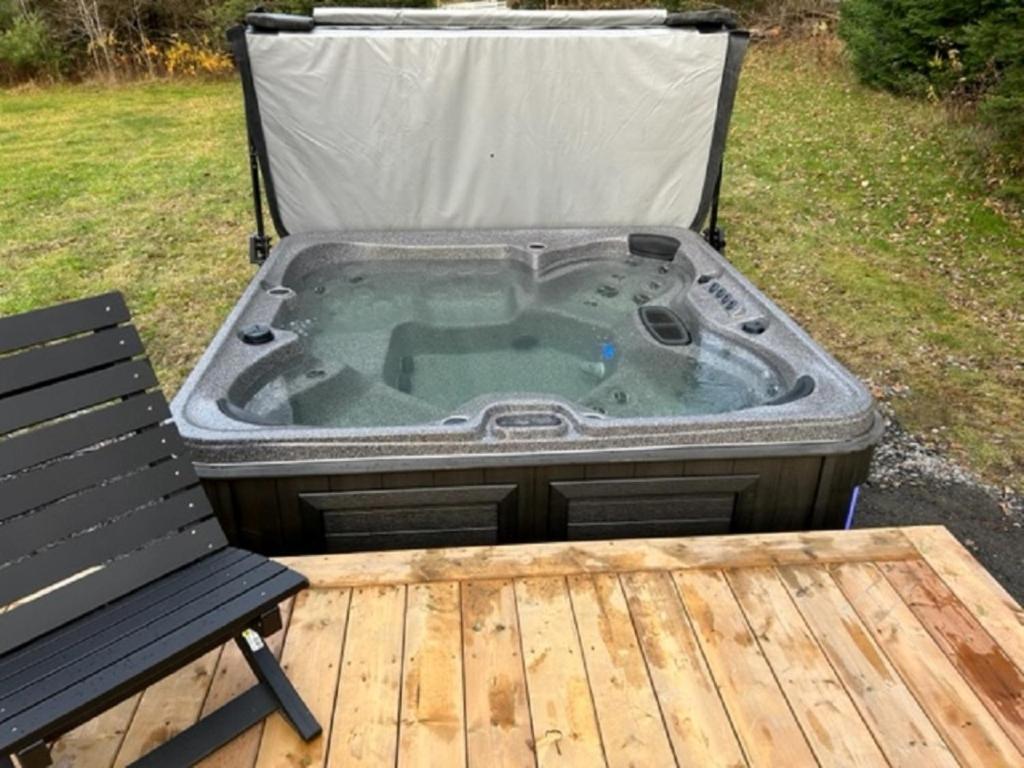 Mini Muskoka Getaway - Huntsville photo 1