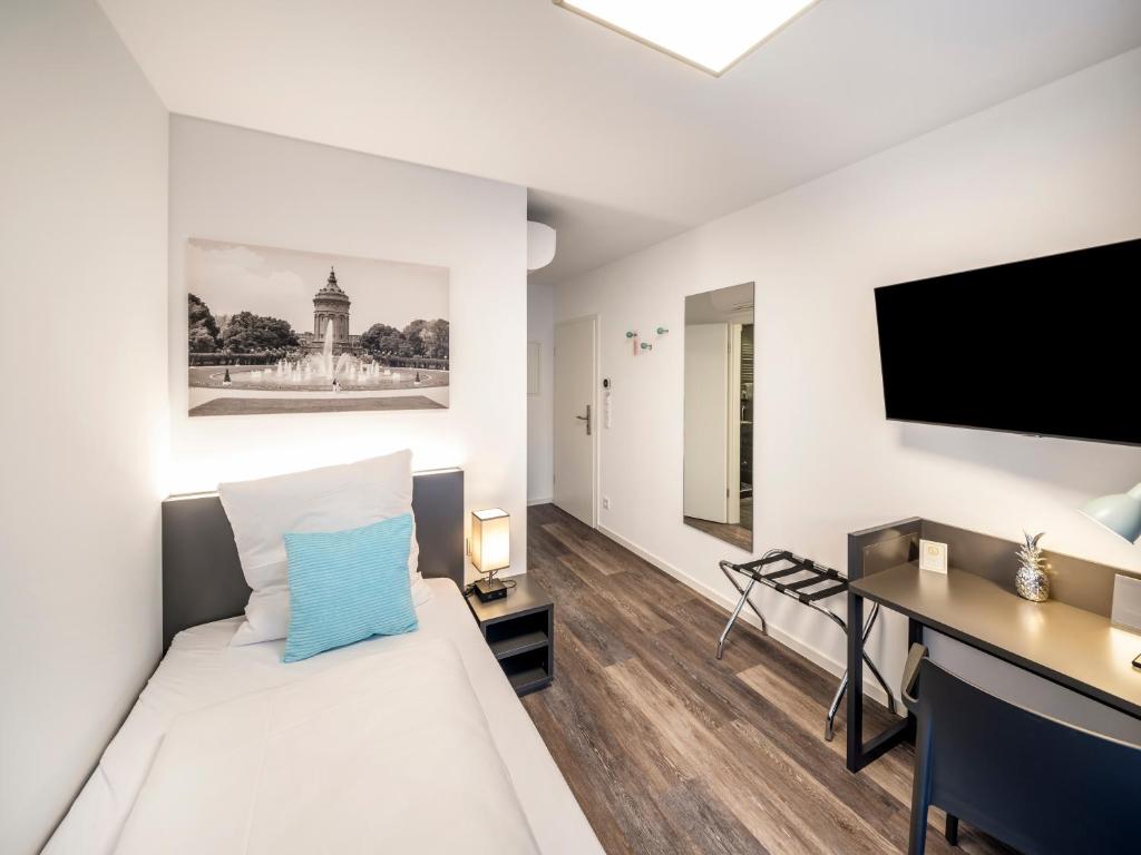 Mood contemporary living photo 1