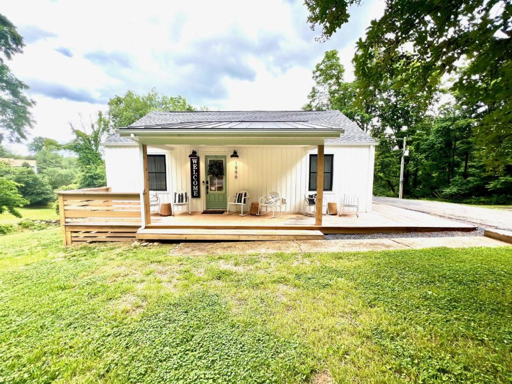 The Little Farmhouse
