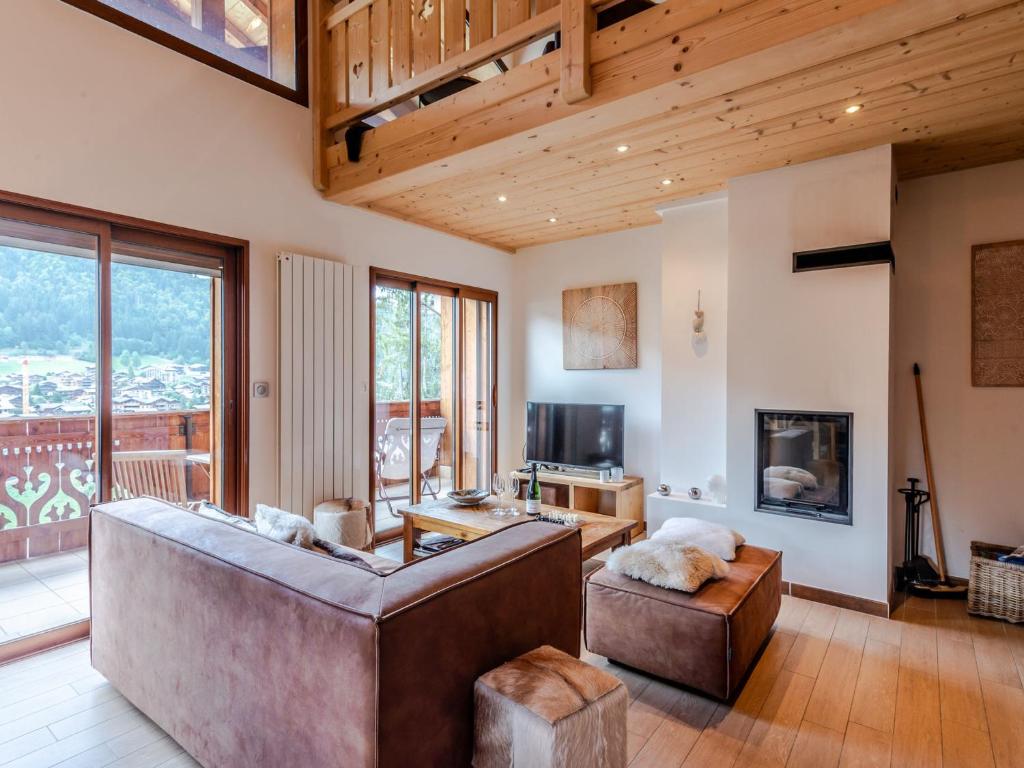 Appartement Morzine, 5 pièces, 10 personnes - FR-1-754-19 photo 2