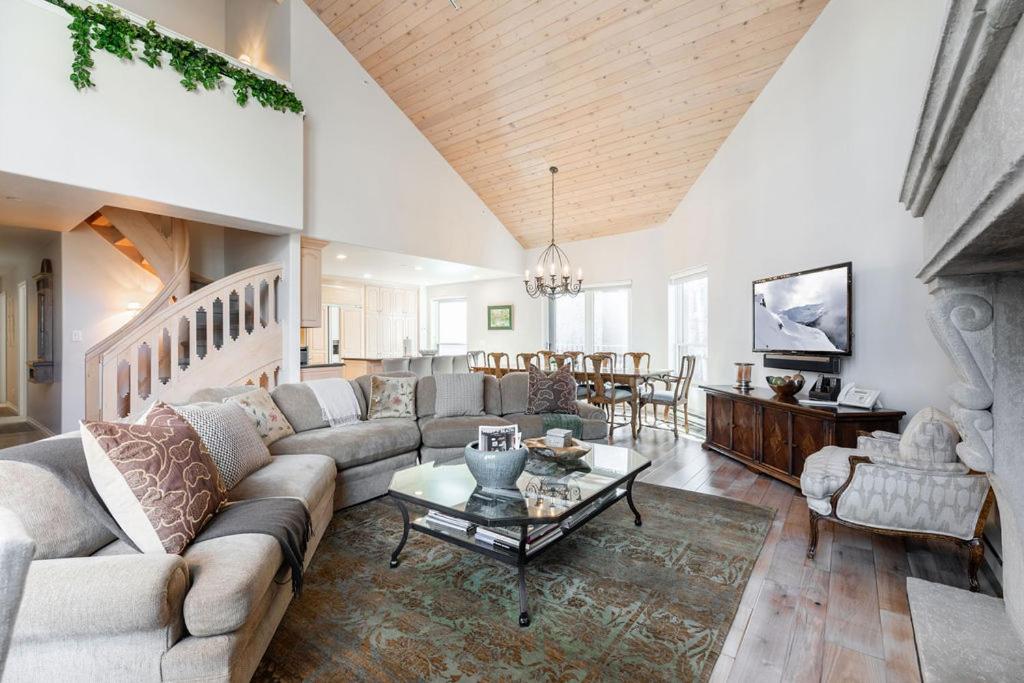 Northwood's Ski-In Ski-Out by Vail Realty photo 3