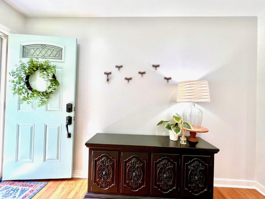 Mid Century Modern Ranch photo 1