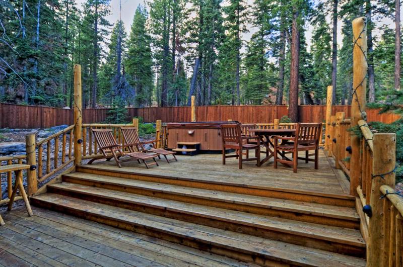Olive Branch - Private Hot Tub, Media Room, Pet-Friendly, Near Northstar! photo 3