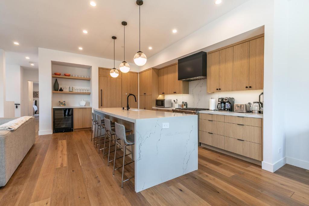 Powder Run - Newly Built Palisades 3 Bedroom Townhome - Minutes to Village photo 4